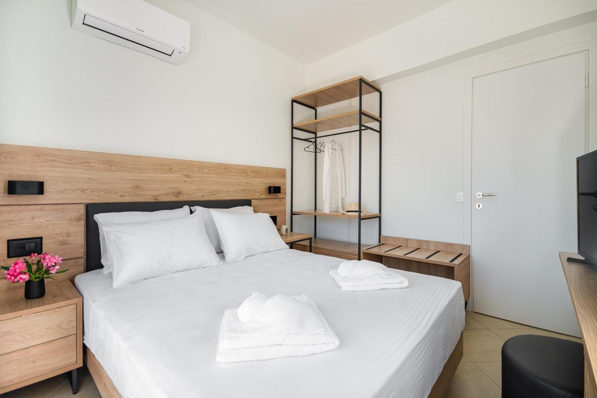 Mariani Ii - In Lothiarika, Newly Renovated June 2024, Private Pool, Lindos 10 Min, 120m Villa Lardos