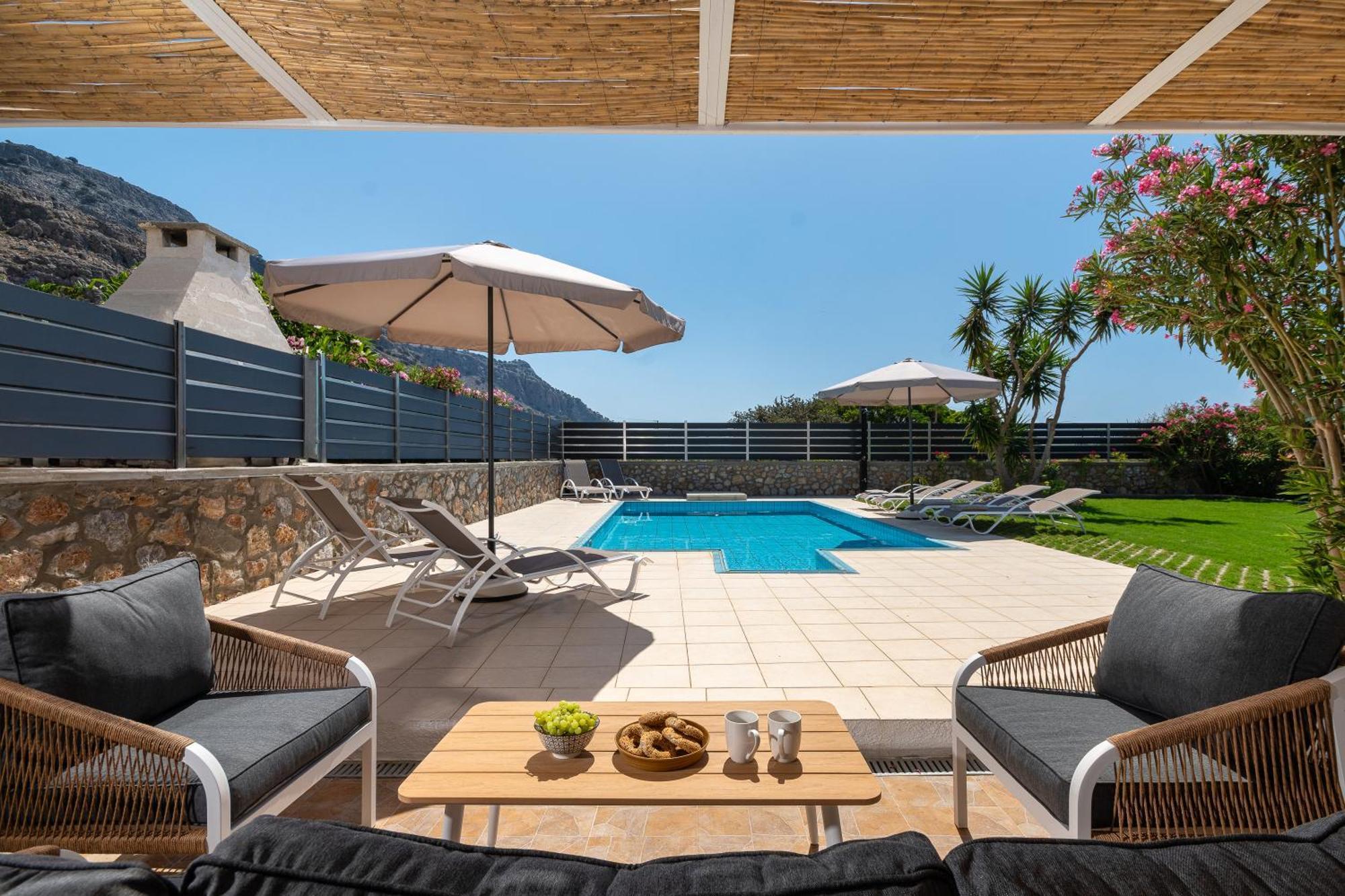 Mariani Ii - In Lothiarika, Newly Renovated June 2024, Private Pool, Lindos 10 Min, 120m * Lardos