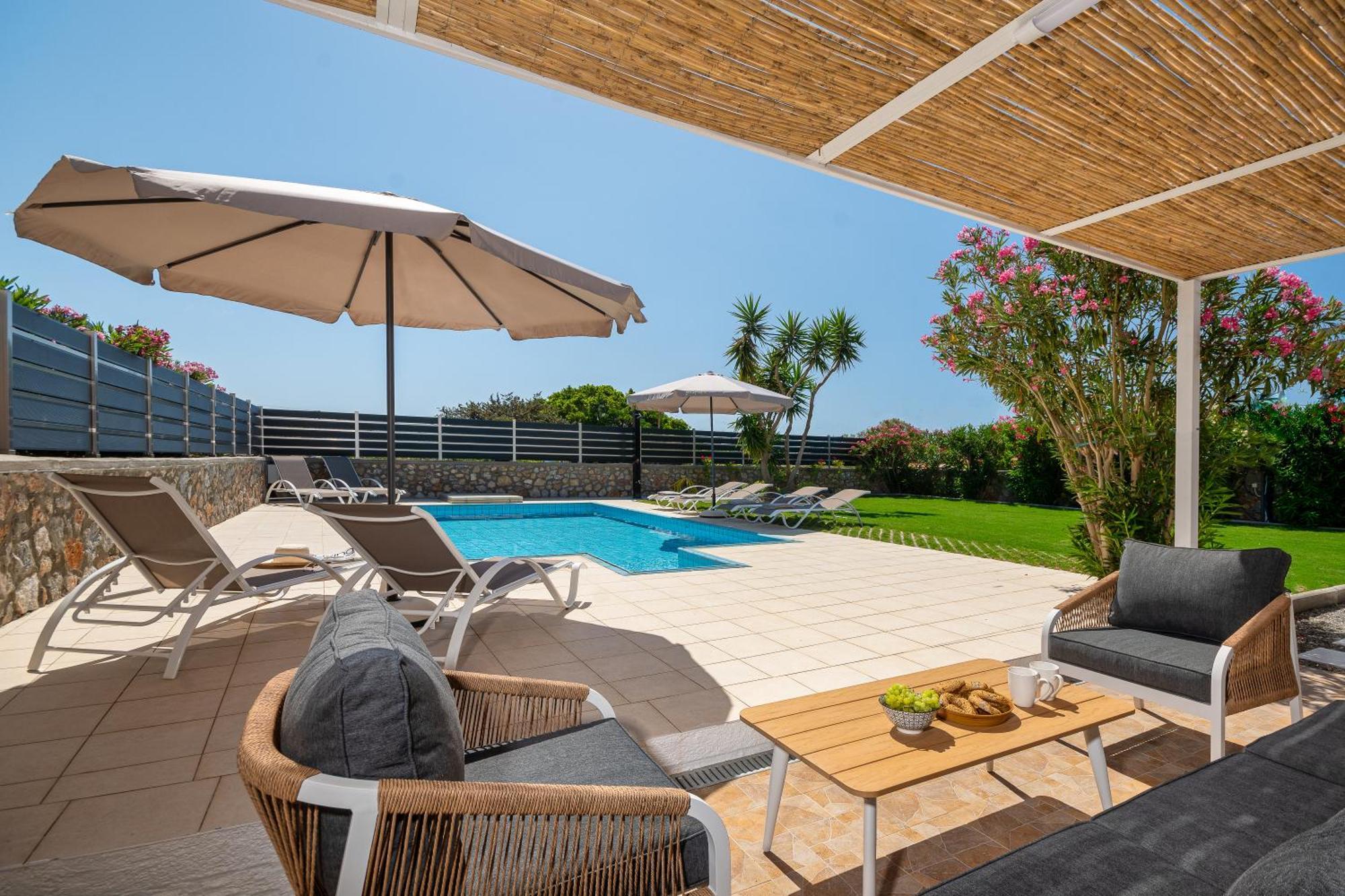 Mariani Ii - In Lothiarika, Newly Renovated June 2024, Private Pool, Lindos 10 Min, 120m Villa